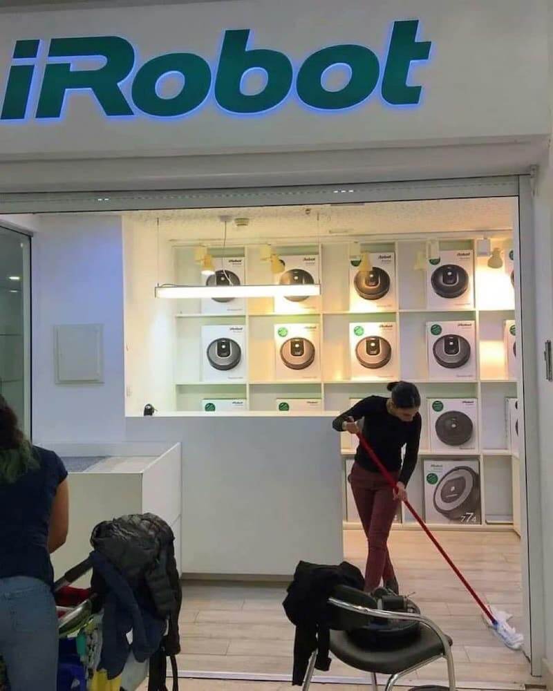 irobot01.jpg