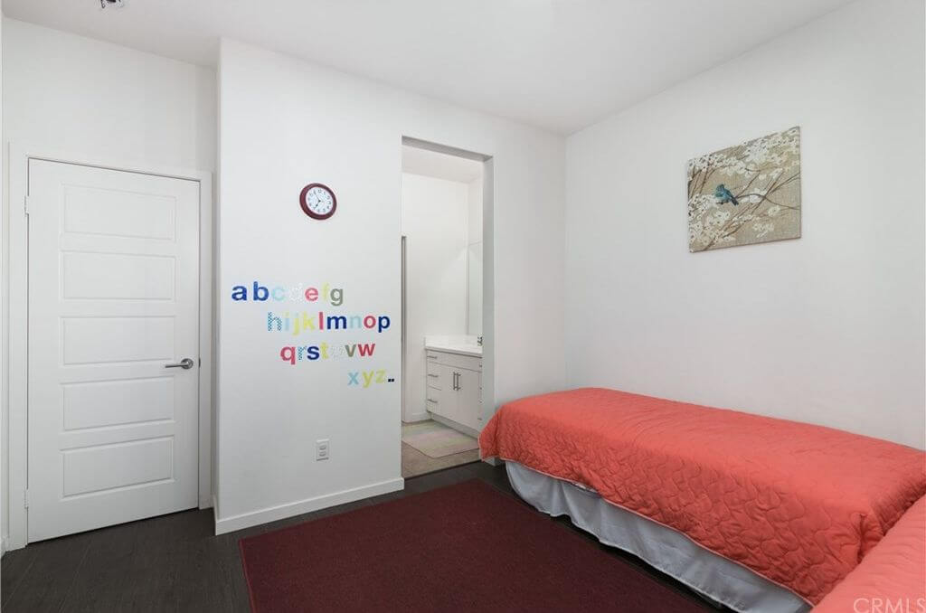 home13.jpg